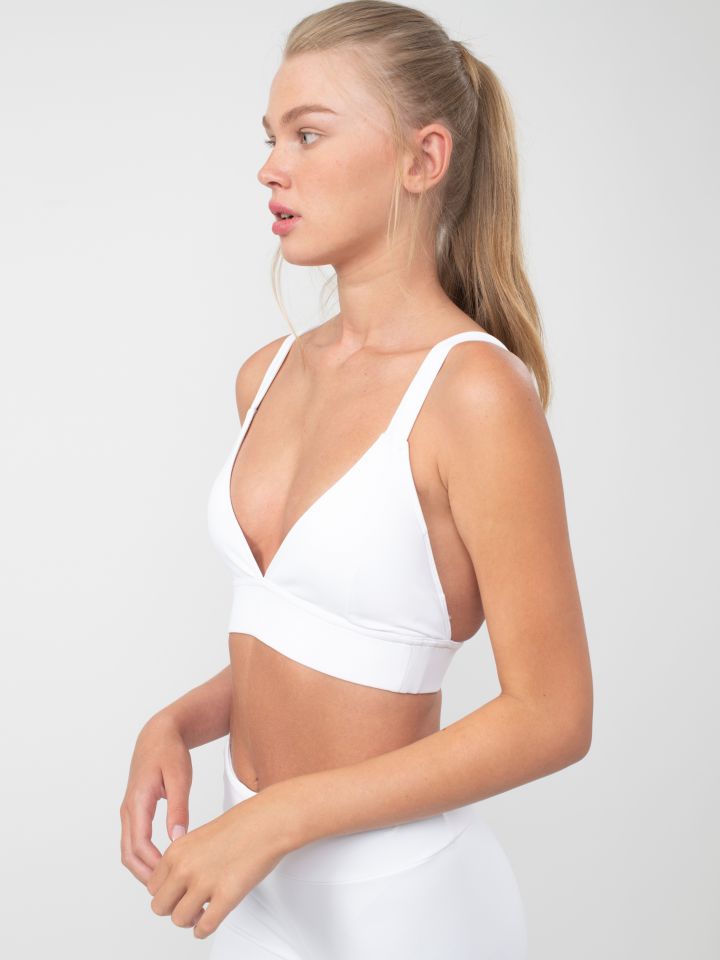 חזיית אימון עם כתפיות אלכסון בגב