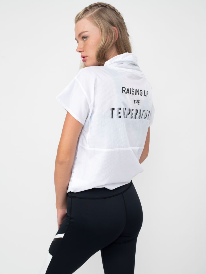 עליונית ניילון בשילוב רוכסן