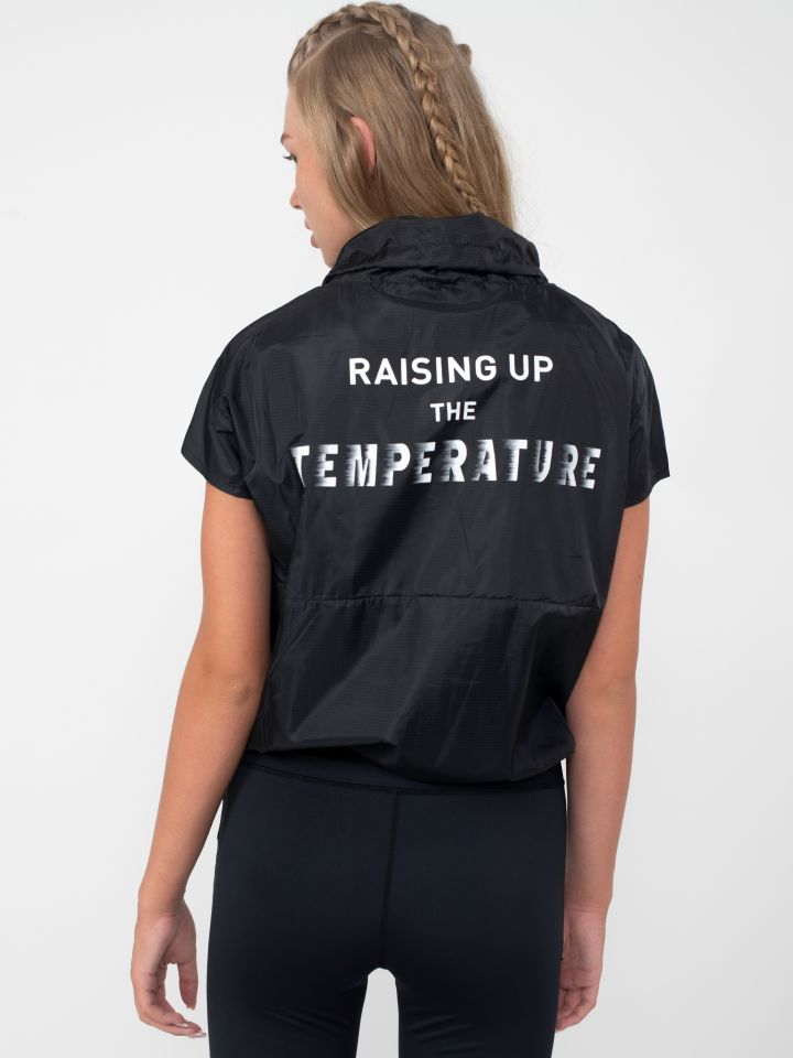 עליונית ניילון בשילוב רוכסן