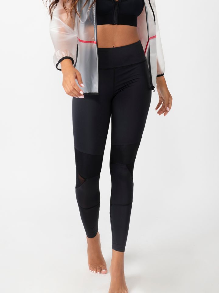 טייץ בשילוב חתכים