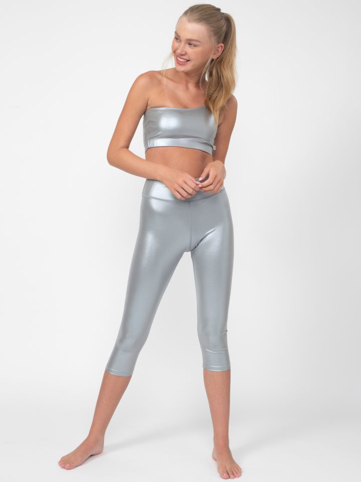 טייץ במראה מטאלי