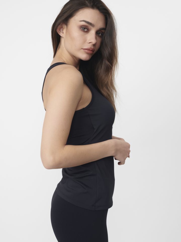 גופיה עם כיווצים