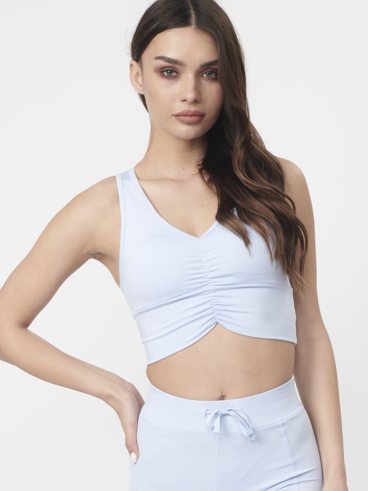 גוזיית ספורט עם כיווצים