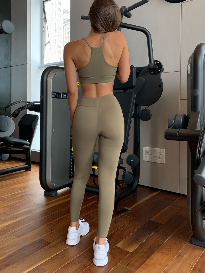 טייץ עם גומי רחב במותן